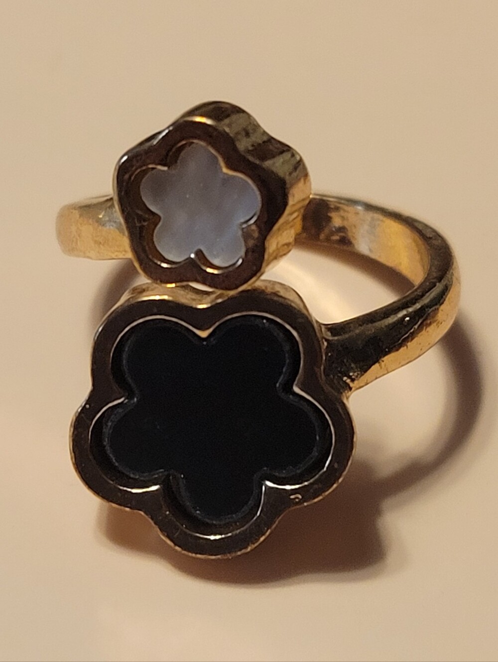 Unique.Ring Size 7